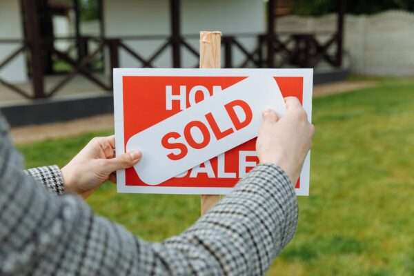 buying and selling homes