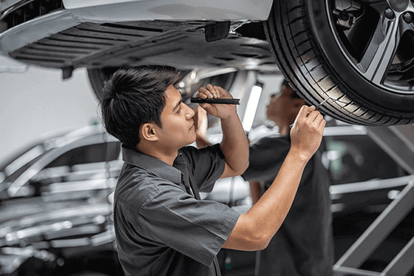 automotive technicians