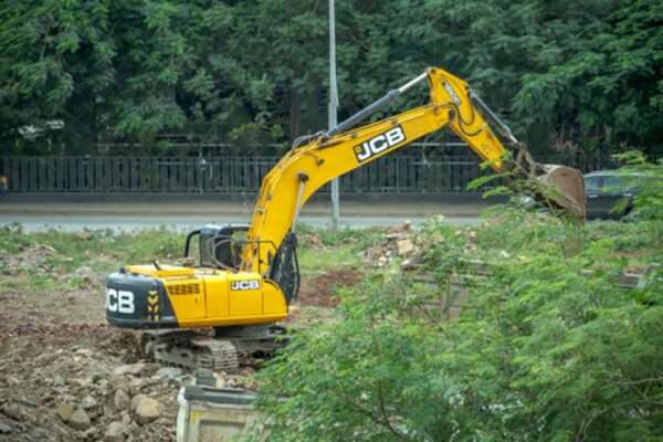 heavy earthmoving equipment