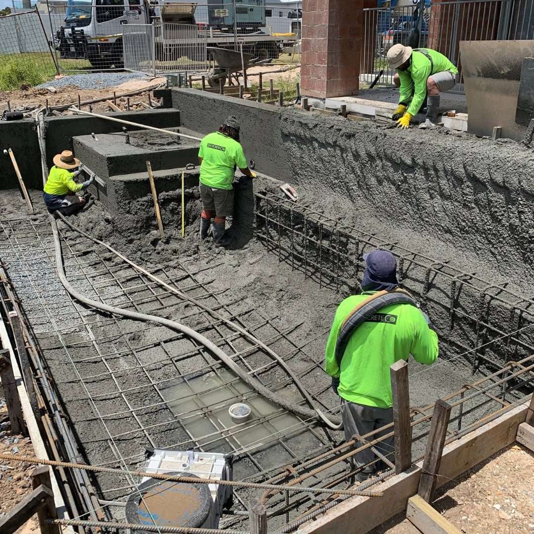 pool builders on Queensland