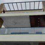 balcony glass railing