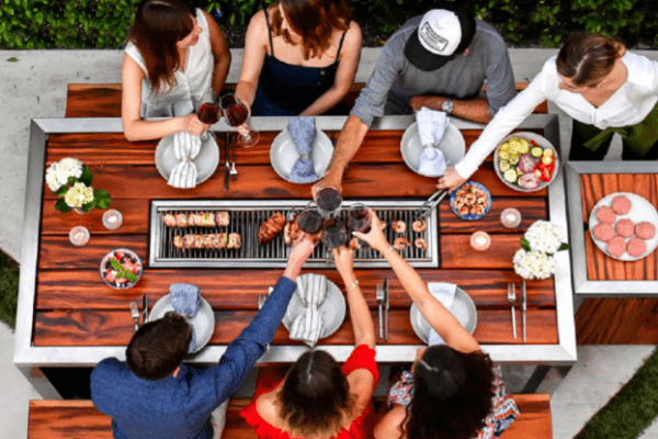 outdoor dining table