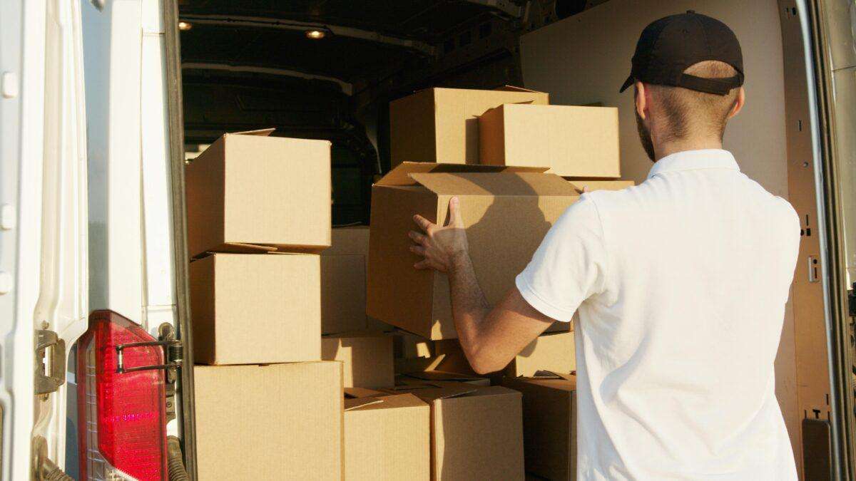 hire professional packers