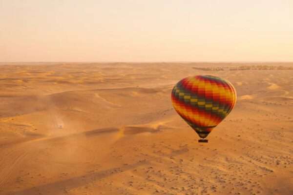 hot air balloon ride in dubai